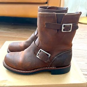 Red wing boots